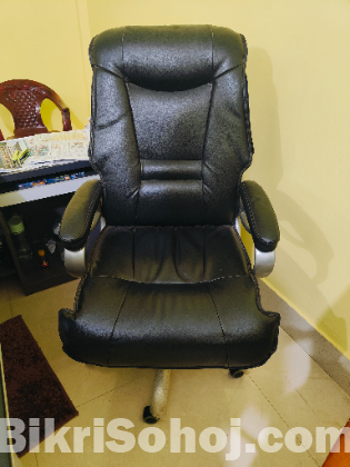 NADIA Boss swivel chair